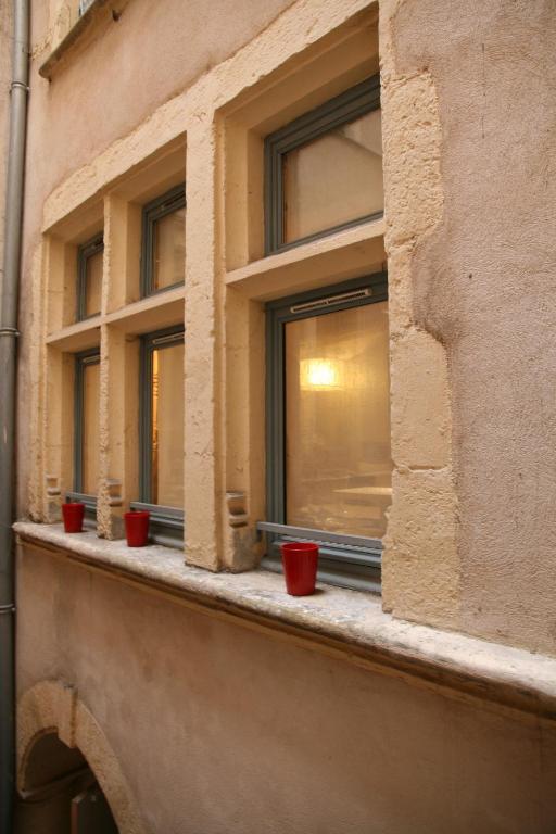 Loge Saint Jean Apartment Lyon Exterior photo